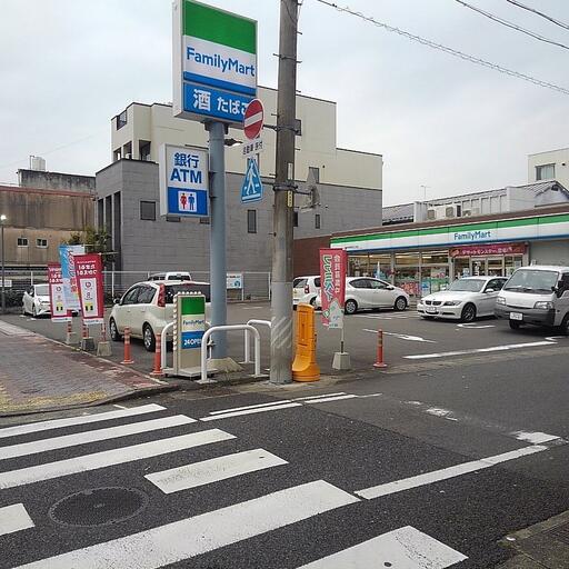 コンビニエンスストア